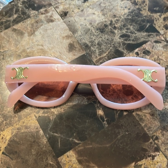 Pink Oval Luxury Style Sunglasses - Picture 3 of 6